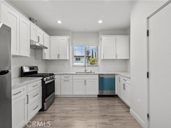 11254 Keswick Street, Sun Valley (los Angeles) CA 91352