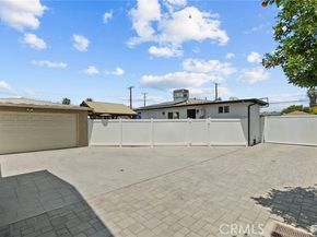 11254 Keswick Street, Sun Valley (los Angeles) CA 91352