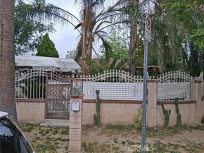 7502 Remmet Avenue, Canoga Park (los Angeles) CA 91303