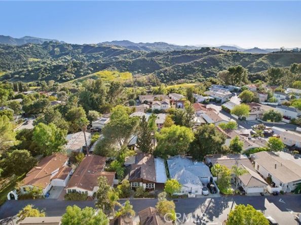 1165 Cherokee, Topanga (los Angeles) CA 90290
