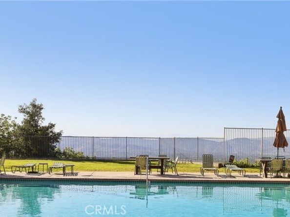 1165 Cherokee, Topanga (los Angeles) CA 90290