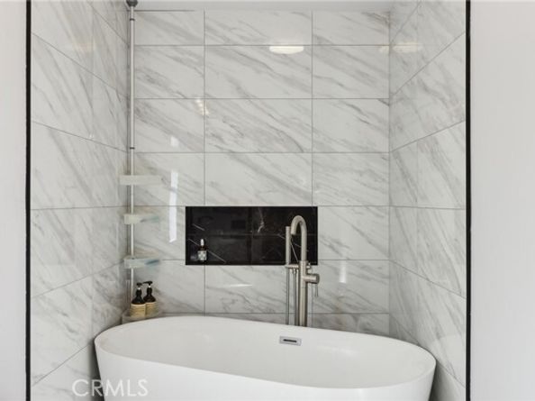 1165 Cherokee, Topanga (los Angeles) CA 90290