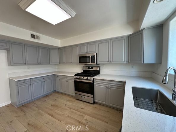 6446 Woodley Avenue 3, Los Angeles CA 91406