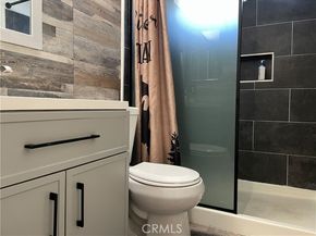 7800 Topanga Canyon Boulevard 208, Canoga Park (los Angeles) CA 91304