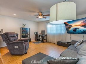 22437 Haynes Street, West Hills (los Angeles) CA 91307