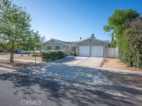 22437 Haynes Street, West Hills (los Angeles) CA 91307