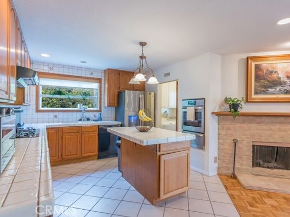 22437 Haynes Street, West Hills (los Angeles) CA 91307