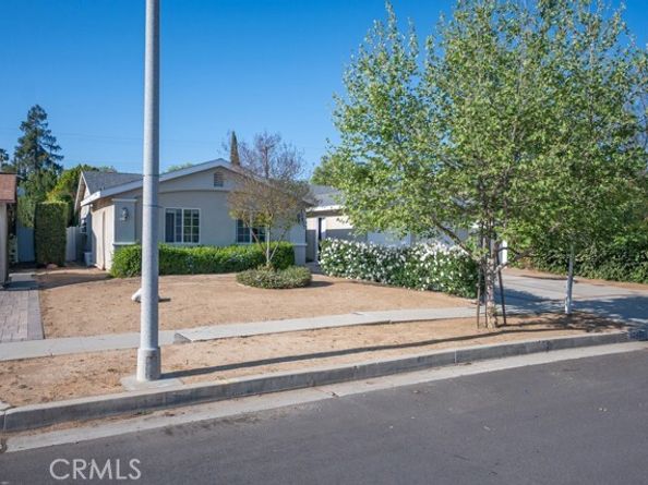 22437 Haynes Street, West Hills (los Angeles) CA 91307