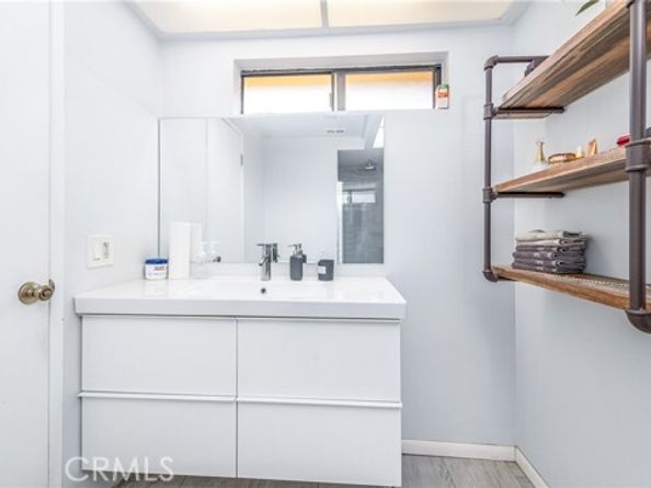 7422 Hazeltine Avenue 2, Van Nuys (los Angeles) CA 91405