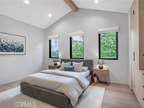 4830 Valjean Avenue, Encino (los Angeles) CA 91436