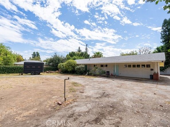 17320 Gresham, Northridge (los Angeles) CA 91325