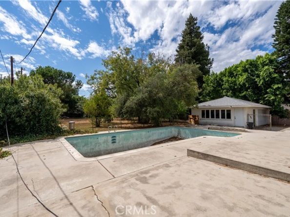 17320 Gresham, Northridge (los Angeles) CA 91325
