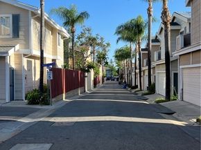 17726 Kinzie, Northridge (los Angeles) CA 91325