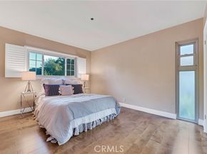 10261 Calvin, Northridge (los Angeles) CA 91324