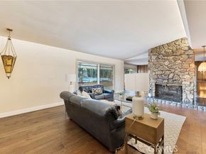 10261 Calvin, Northridge (los Angeles) CA 91324