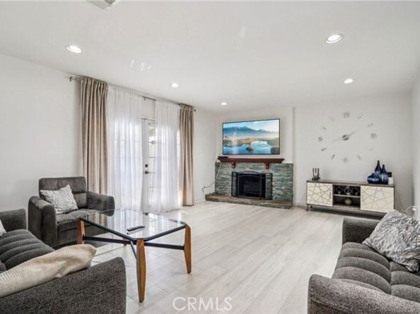 16428 Halsted Street, North Hills (los Angeles) CA 91343