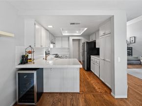 22075 Summit Hill Drive, Lake Forest (el Toro) CA 92630