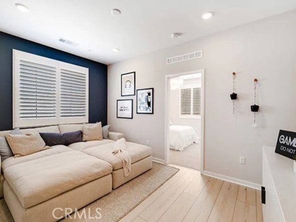 3273 Sprout Paseo, Ontario DC 20536