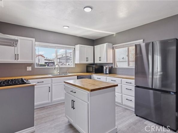 1446 W 3rd Street, San Pedro (los Angeles) CA 90732