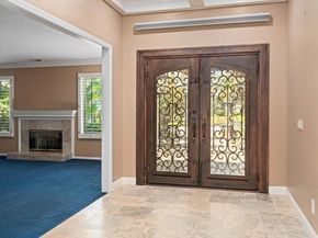1130 Sugarbush Drive, Vista CA 92084