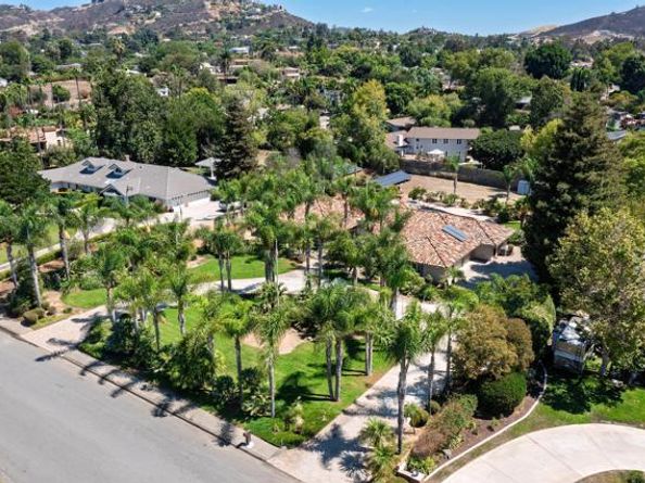 1130 Sugarbush Drive, Vista CA 92084