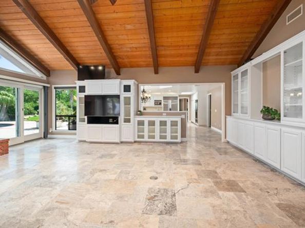 1130 Sugarbush Drive, Vista CA 92084