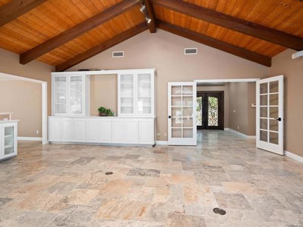 1130 Sugarbush Drive, Vista CA 92084