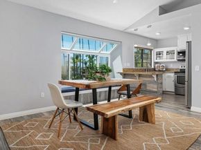 7319 Calle de Fuentes, Carlsbad CA 92009