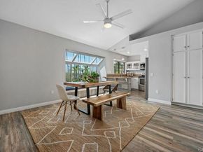 7319 Calle de Fuentes, Carlsbad CA 92009