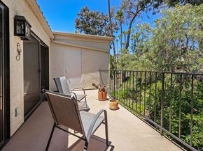 7319 Calle de Fuentes, Carlsbad CA 92009