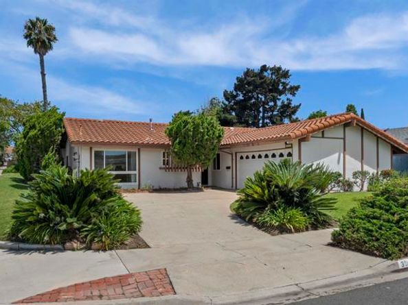 3048 Renault Street, San Diego CA 92122