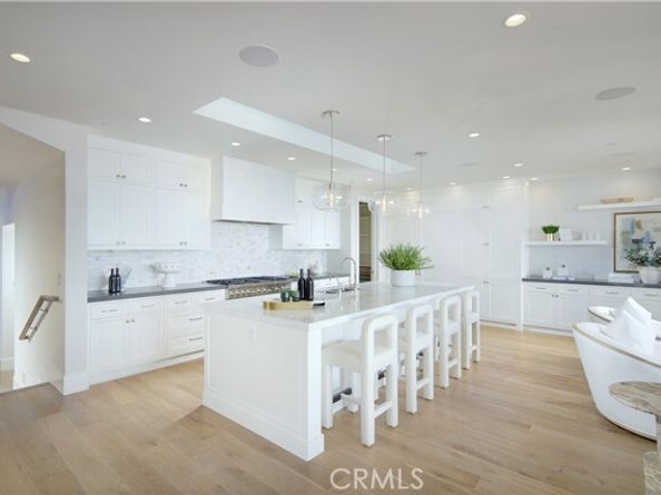 1501 Serenade Terrace, Corona Del Mar (newport Beach) CA 92625