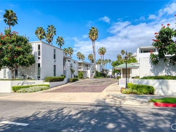 737 Avocado Avenue, Corona Del Mar (newport Beach) CA 92625