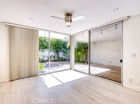 737 Avocado Avenue, Corona Del Mar (newport Beach) CA 92625