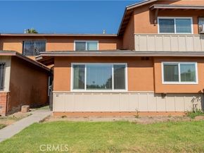 41 Scottsdale, Carson CA 90745