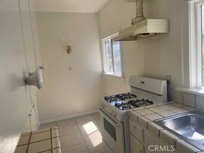 1738 E 4th Street 1, Long Beach CA 90802