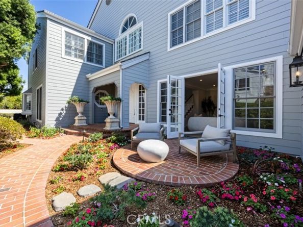 18 Hillsdale, Newport Beach CA 92660