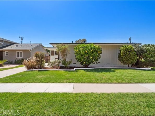 2929 N Studebaker, Long Beach CA 90815