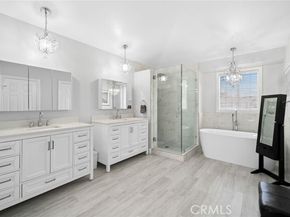 6 Coffeeberry Court, Laguna Hills CA 92679