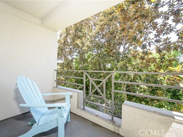 2243 Martin 209, Irvine CA 92612