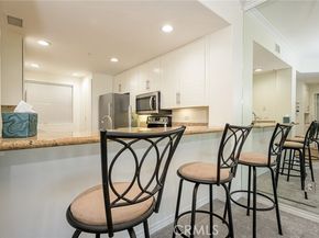 2243 Martin 209, Irvine CA 92612