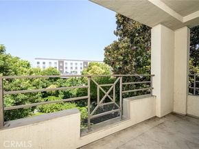 2243 Martin 209, Irvine CA 92612