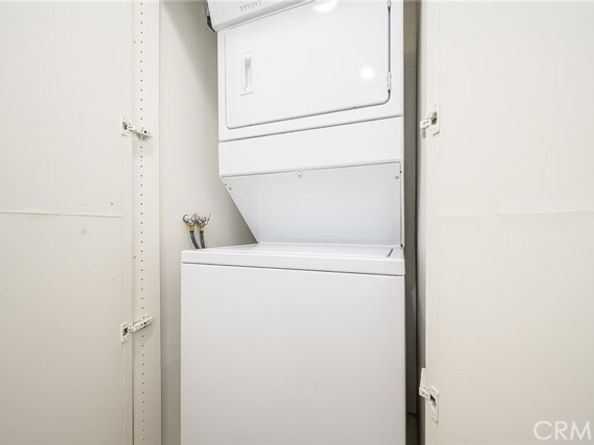 2243 Martin 209, Irvine CA 92612