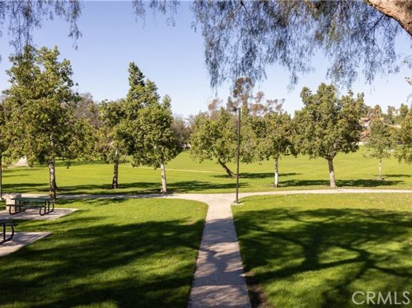 21991 Rimhurst, Lake Forest (el Toro) CA 92630