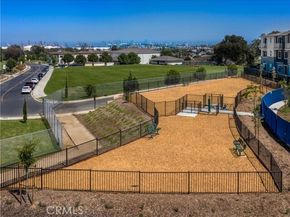 1493 Skyline Lane, San Pedro (los Angeles) CA 90732