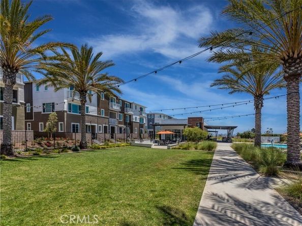 1493 Skyline Lane, San Pedro (los Angeles) CA 90732