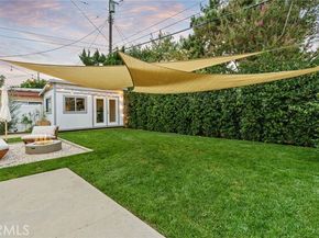 7247 Genesta Ave, Los Angeles CA 91406