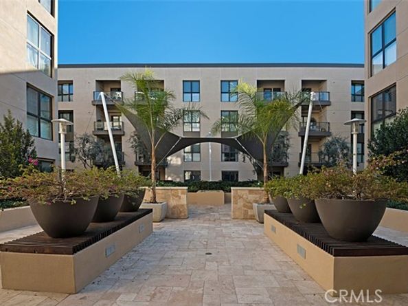 402 Rockefeller 203, Irvine CA 92612