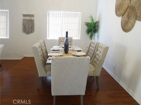 20254 Stagg Street, Winnetka (los Angeles) CA 91306