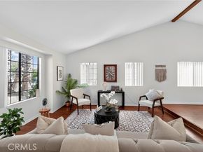 20254 Stagg Street, Winnetka (los Angeles) CA 91306